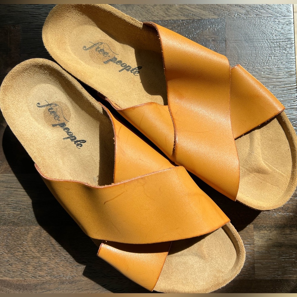 Free People Women's Tan Sandals NWOT